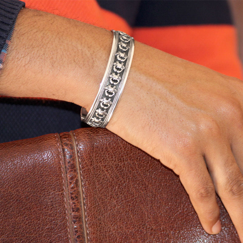 Karka 925 Sterling Silver Cuff Kada for men