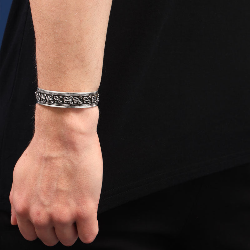 Vrishchik 925 Sterling Silver Cuff Kada for Men - Image 6